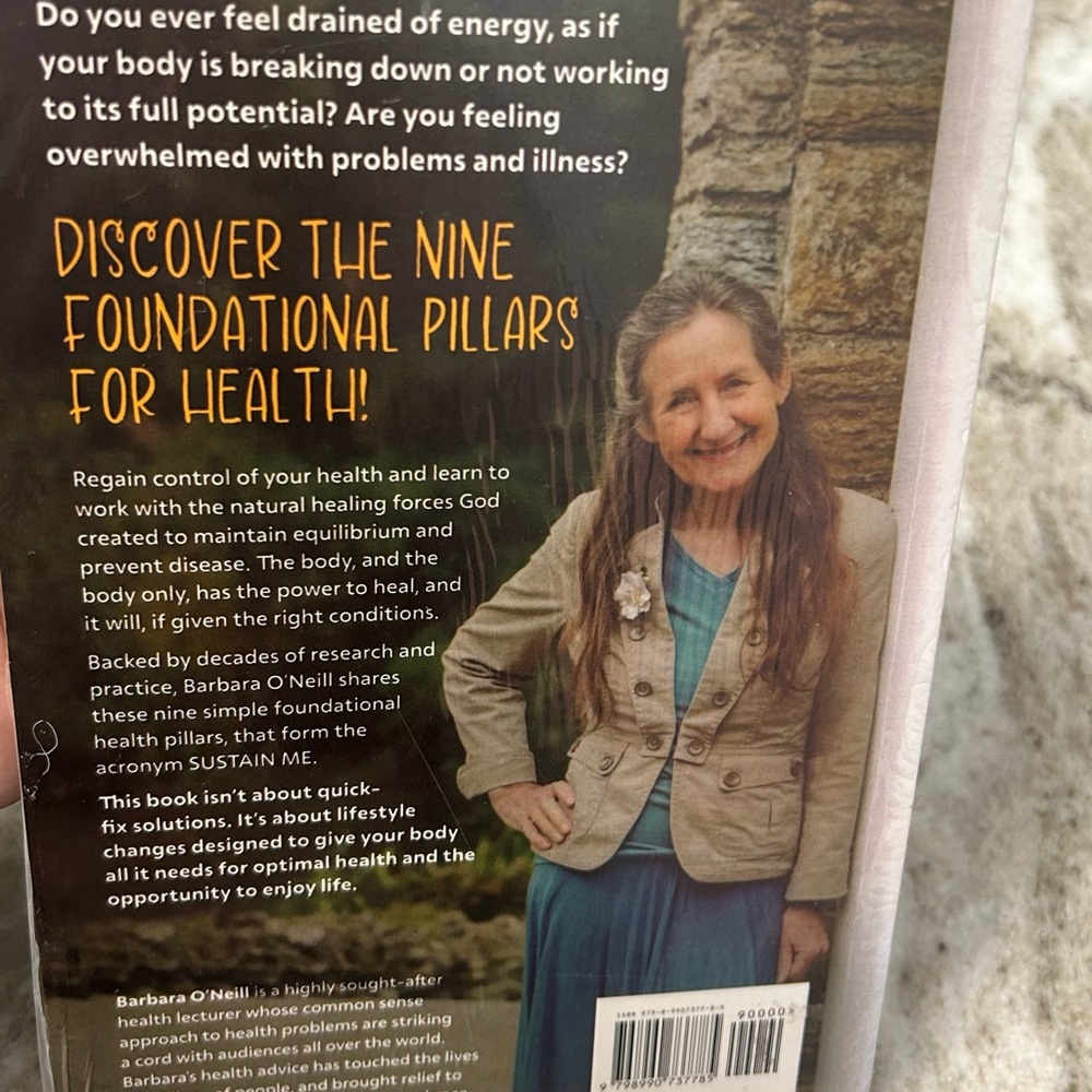 Sustain Me Handbook by Barbara O'Neill - Picture 2 of 2